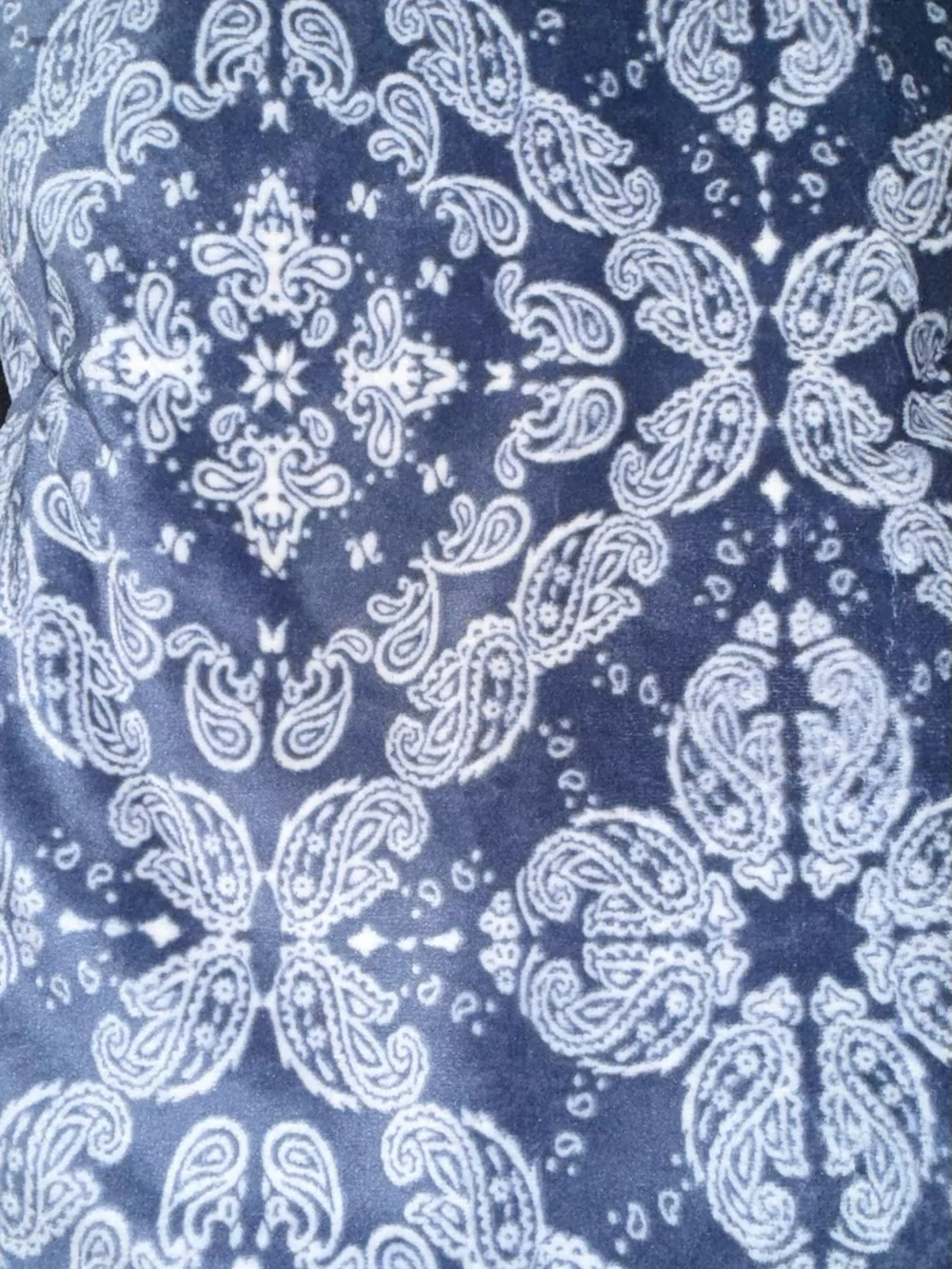 NEW Wrangler KING ULTRA PLUSH 108x90” BLUE WHITE PAISLEY THROW BLANKET SOOO SOFT